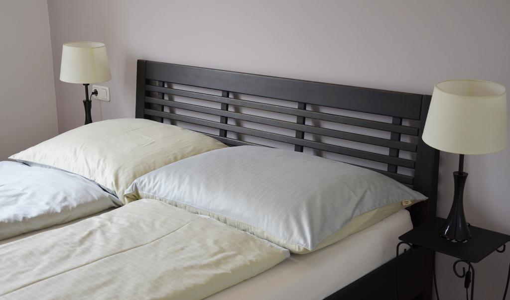 Apartment Mit Grossem Balkon Graz Luaran gambar
